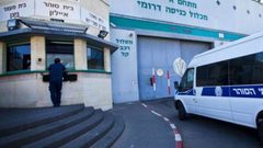 محكمة سالم تمدد اعتقال 14 أسيرا من محافظة جنين