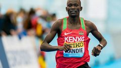 الكيني كاندي يسحق الرقم العالمي لنصف الماراثون