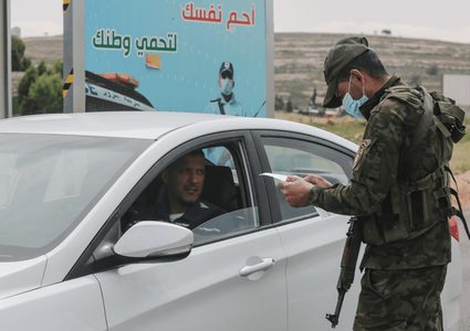 "اللجنة الوبائية" توصي بالإغلاق الشامل في الضفة مدة أسبوعين