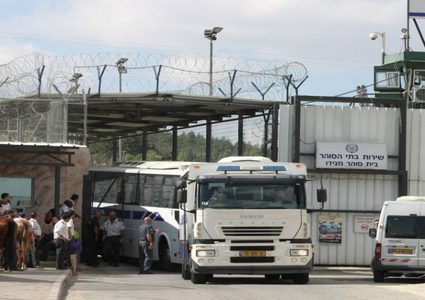 سلطات الاحتلال تفرج عن طفلين جريحين من جنين