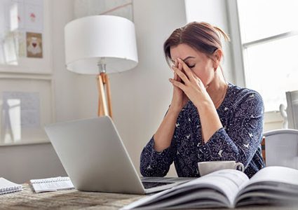 6 مخاطر مزعجة وخطيرة للجلوس لفترات طويلة