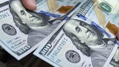 تقرير.. الدولار الأميركي "الخاسر الأكبر" في 2021