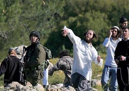 مستوطنون يهاجمون مقدسيين في سلوان