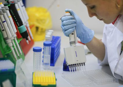 زيادة كبيرة بأعداد وفيات كورونا بالولايات المتحدة