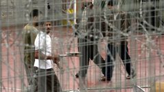 محكمة "إسرائيلية" ترفض التماساً ضد مصادرة أموال 15 أسيراً