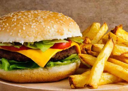 منتجات غذائية تسرع الشيخوخة