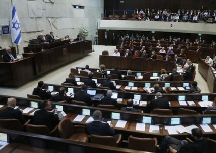 لجنة الكنيست تناقش مشروع قانون حله