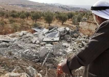 بيت لحم: الاحتلال يهدم غرفتين بقرية المنية