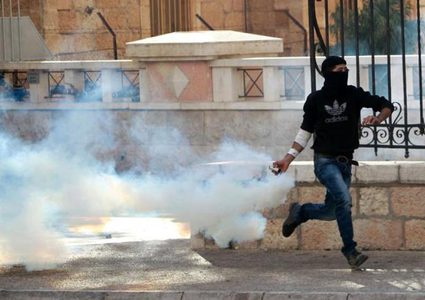 إصابات برصاص الاحتلال خلال مواجهات في مخيم الدهيشة