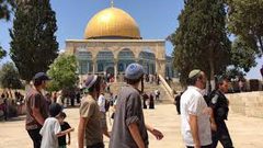 مستوطنون يقتحمون الأقصى