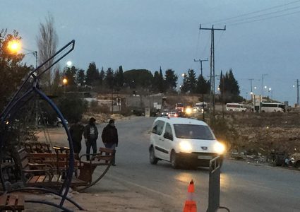 الاحتلال يشدد إجراءاته العسكرية على حاجز دير بلوط