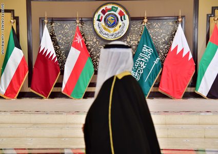 مصر تدعو إلى "حل شامل" للأزمة بين الدول الأربع وقطر