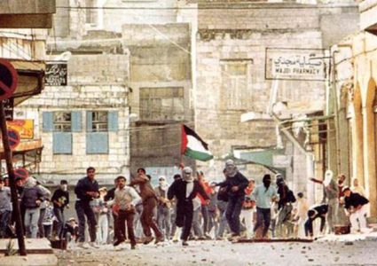 الذكرى  33 على اندلاع "انتفاضة الحجارة"