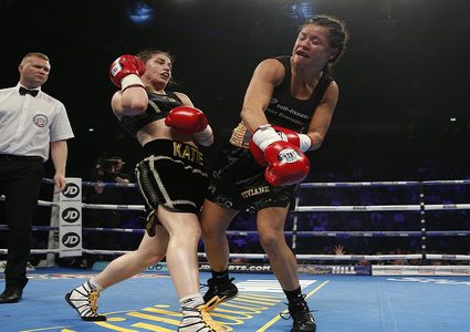 القبض على ملاكمة بعد اتهامها بإنهاء حياة زوجها بـ"الضربة القاضية