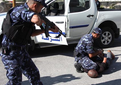 القبض على مطلوبين  للعدالة  في جنين