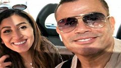 ما موقف عمرو دياب من الخلاف مع دينا الشربيني؟