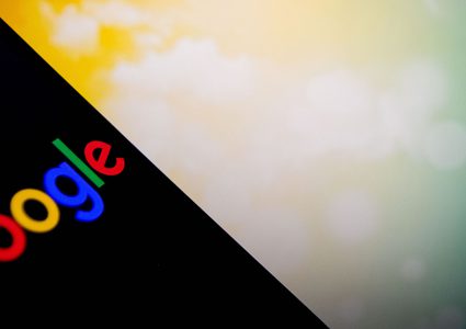 غوغل تطلق تطبيقا خاصا بأصحاب إعاقات الحركة والنطق