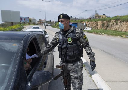 سلفيت: القبض على مطلوبين للعدالة وضبط مركبات غير قانونية