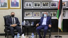 الشيخ يبحث مع السفير المصري التطورات السياسية وملف المصالحة