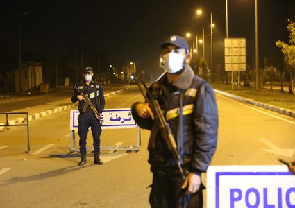 إغلاق شامل في الضفة والقطاع للتصدي لكورونا