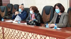 اجتماع طارئ لتدارس تداعيات الوضع الوبائي في محافظة نابلس