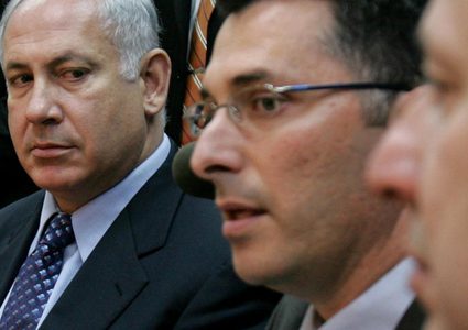 كيف سيؤثر ساعر على فرص نتنياهو والليكود بالانتخابات المقبلة ؟