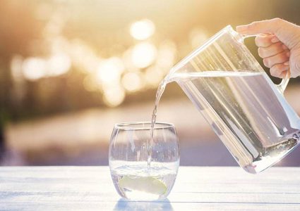 كيف تتفادى مخاطر كوب الماء الصباحي ؟