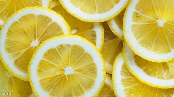 دراسة: رائحة الليمون تشعرنا بالرشاقة