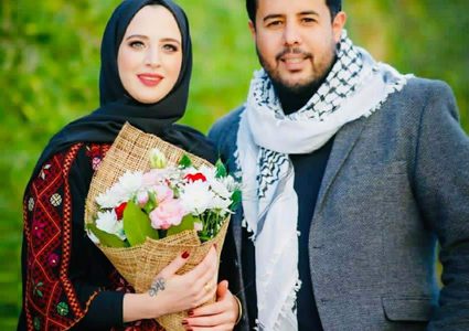 الفنان الفلسطيني قاسم النجار يعلن خطوبته