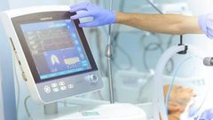 القطاع الخاص يتبرع لمستشفيات الخليل بأجهزة تنفس اصطناعي