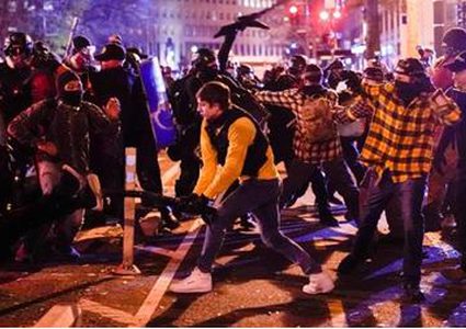 احتجاجات سياسية عنيفة في واشنطن تتسبب في وقوع إصابات