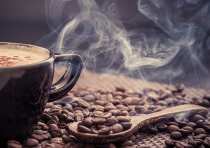 دراسة: القهوة تجبر محبيها على الإدمان عليها