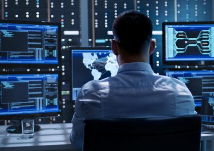 هجمات سيبرانية تستهدف عشرات شركات الاحتلال