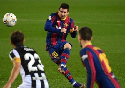 برشلونة يحقق فوز هزيل على ليفانتي بهدف ميسي