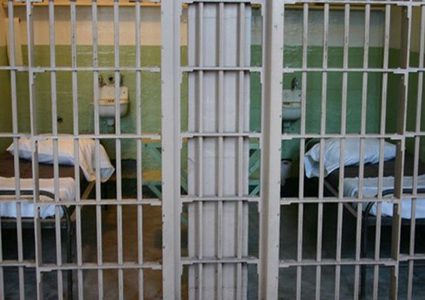 هيئة الأسرى: إدارة سجن "النقب" تتعمد تجاهل أوضاع الأسرى الصحية