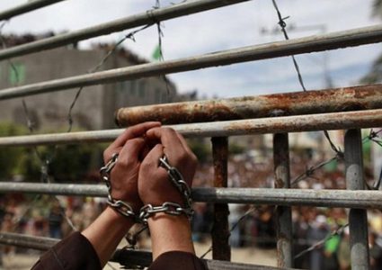 الاحتلال يماطل في تقديم العلاج للأسير إبراهيم غنيمات