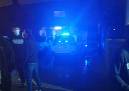 إصابة شاب بجروح خطيرة إثر جريمة إطلاق نار في عسفيا