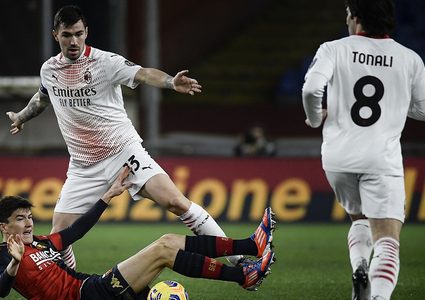 ميلان يتعادل وينجو من الخسارة أمام جنوى