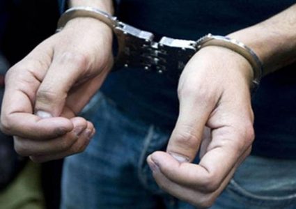 نابلس:القبض على متهم بالاعتداء على عناصر أمن ومقر حركة فتح ببلاطة