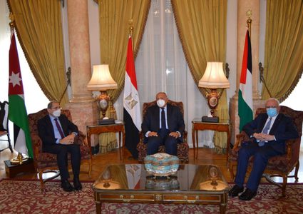 فلسطين ومصر والأردن :ضرورة إنهاء الانقسام وتوحيد الصف الفلسطيني