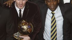 بيليه يوجه رسالة عاطفية لميسي بعد أن تمكن من معادلة رقمه التاريخي