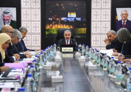 الحكومة تعتمد مخصصاً مالياً لمساعدة المقدسيين