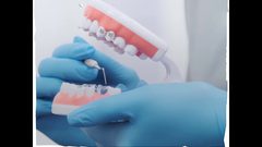 ما هو الوقت الأنسب لتنظيف الأسنان صباحا؟