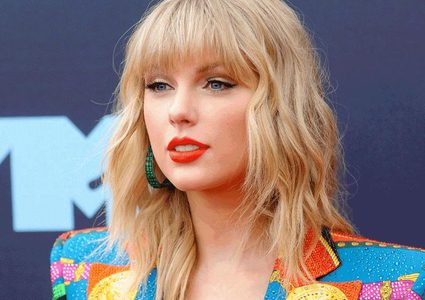 تايلور سويفت تحقق رقما قياسيا جديدا