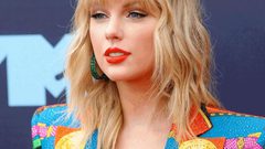 تايلور سويفت تحقق رقما قياسيا جديدا