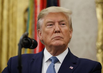 دونالد ترامب يمنح وسام "الاستحقاق" لـ3 زعماء أجانب