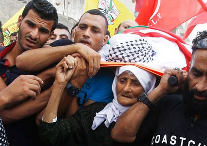 جهاز المخابرات في جنين يكرم عائلة الشهيد ياسر حمدوني