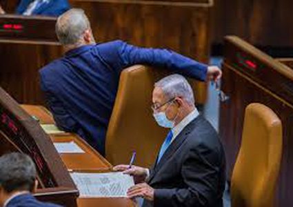 استطلاع: حظوظ ساعر أفضل من نتنياهو بتشكيل الحكومة المقبلة