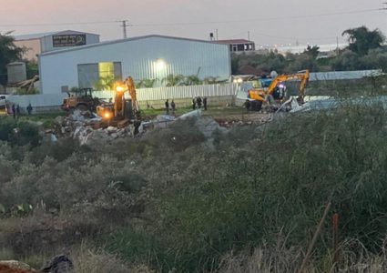 هدم منزل في اللد ومبنى في كفر برا