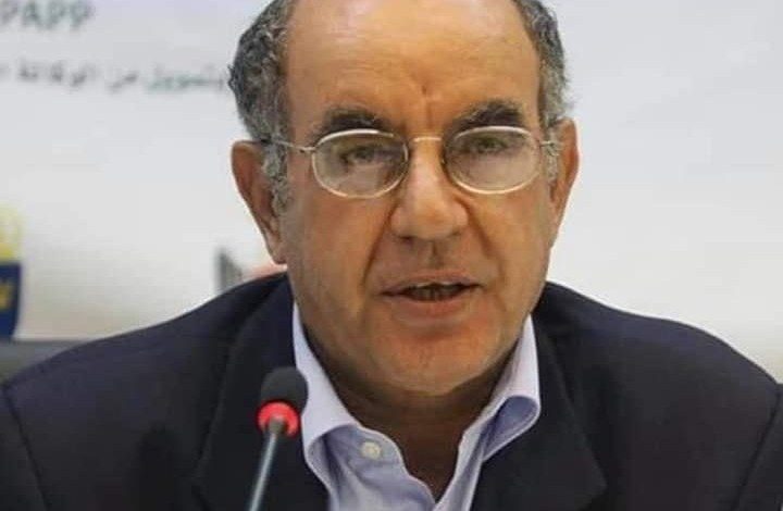 الرئيس عباس يعزي بوفاة الوزير السابق يوسف أبو صفية